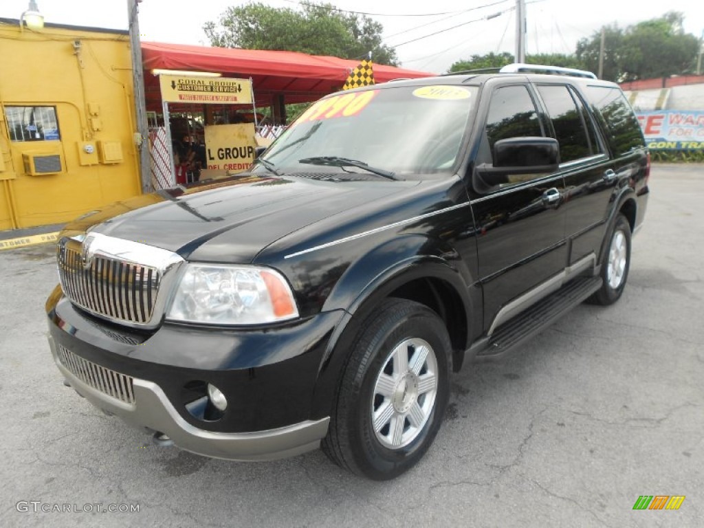 2003 Navigator Luxury - Black / Light Parchment photo #9