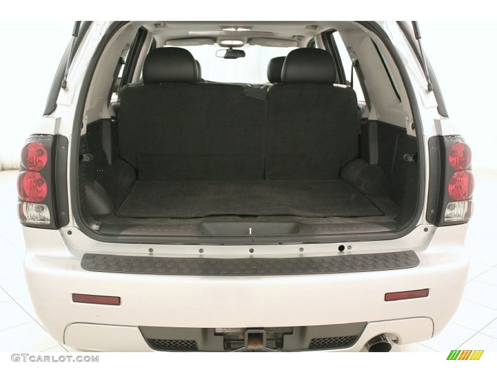 2007 Chevrolet TrailBlazer SS 4x4 Trunk Photos