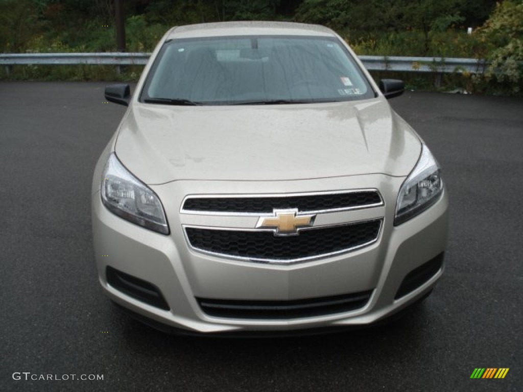 2013 Malibu LS - Champagne Silver Metallic / Jet Black/Titanium photo #3