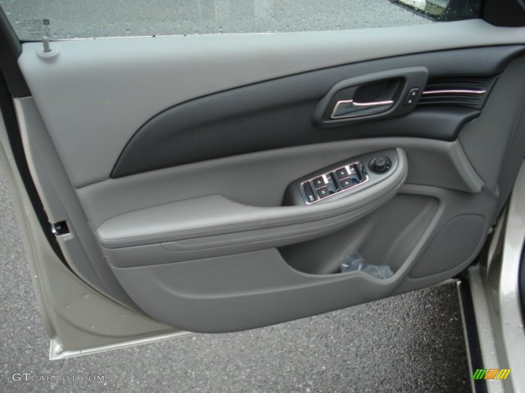 2013 Malibu LS - Champagne Silver Metallic / Jet Black/Titanium photo #12