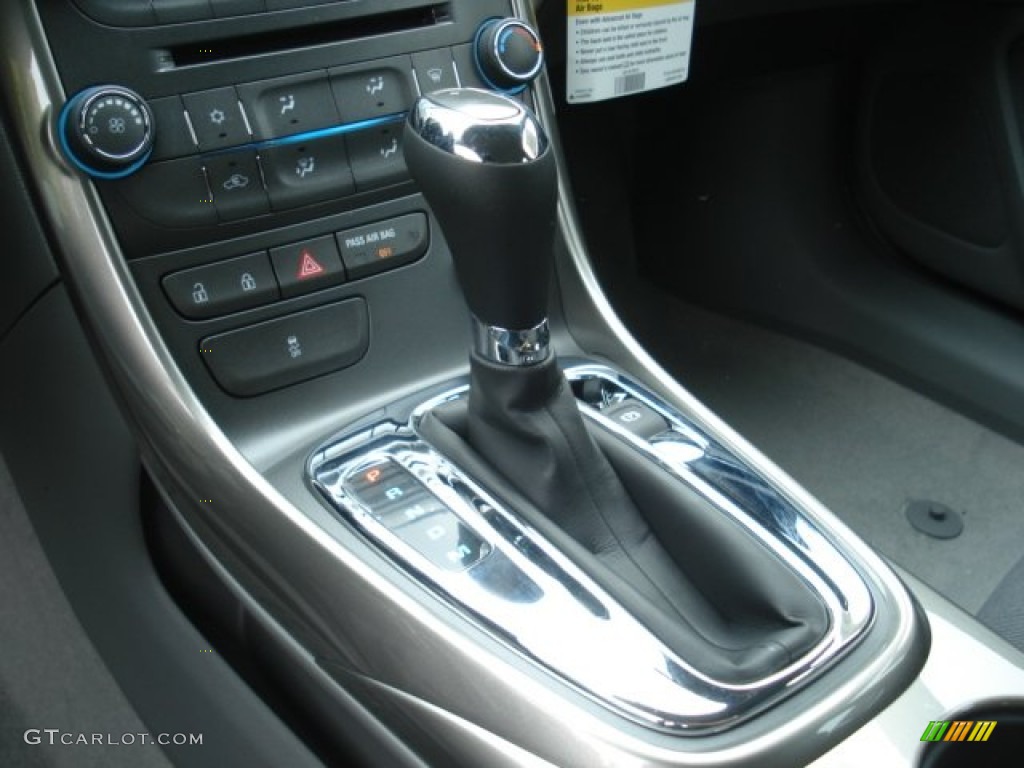 2013 Malibu LS - Champagne Silver Metallic / Jet Black/Titanium photo #17