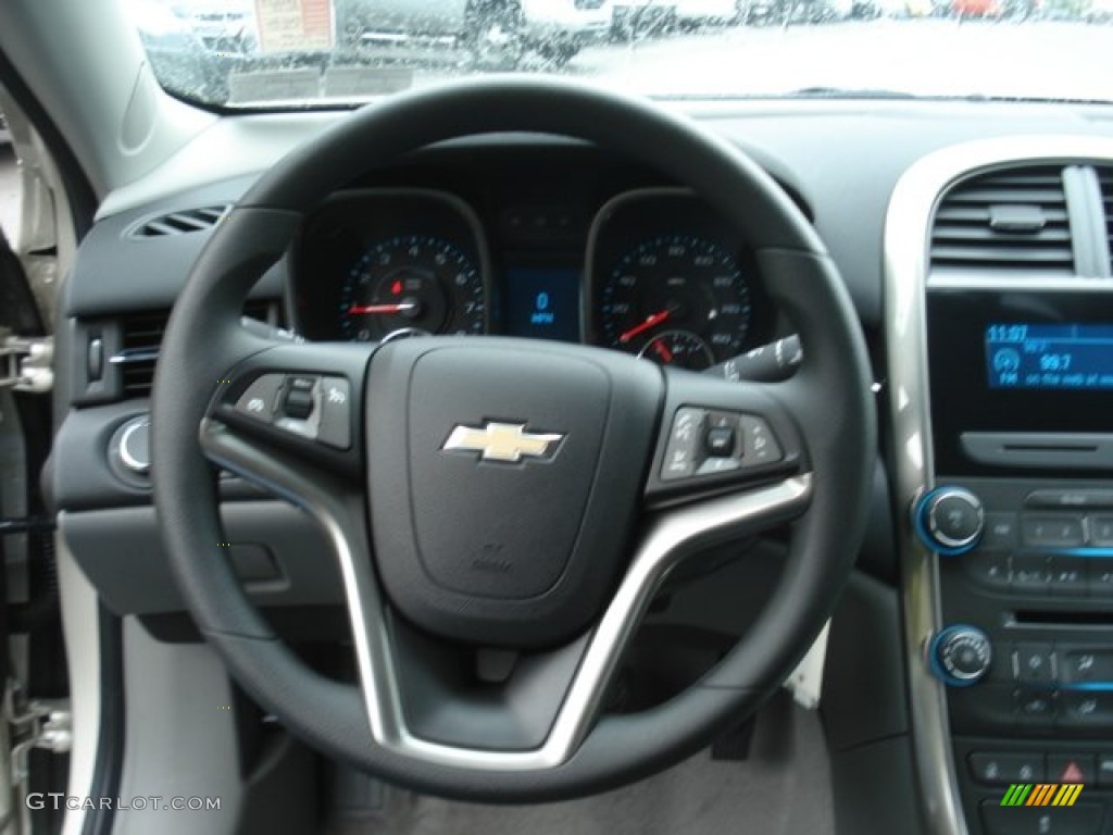 2013 Malibu LS - Champagne Silver Metallic / Jet Black/Titanium photo #18