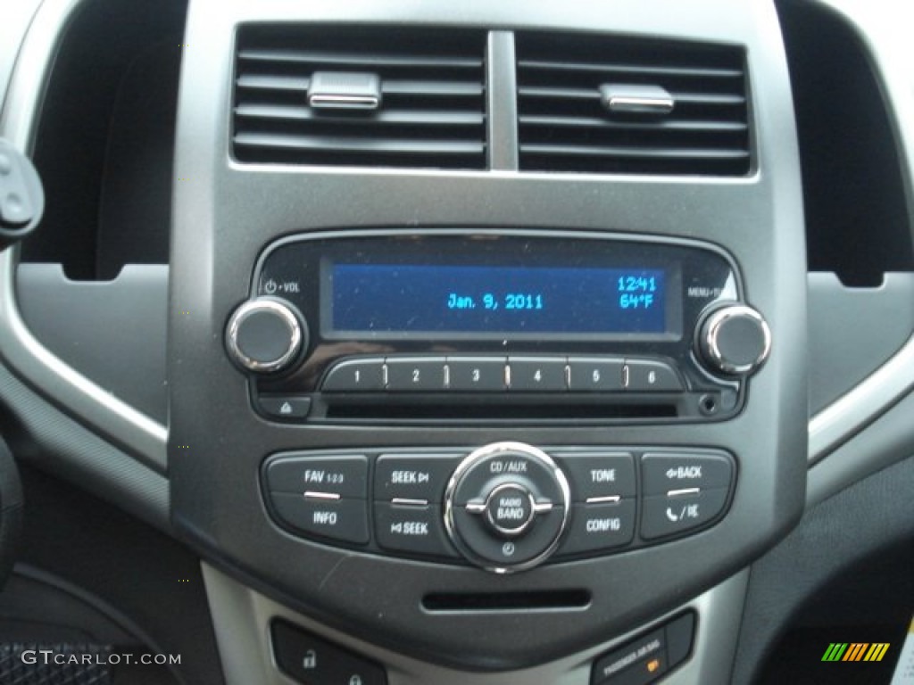 2013 Chevrolet Sonic LT Hatch Audio System Photo #71425987