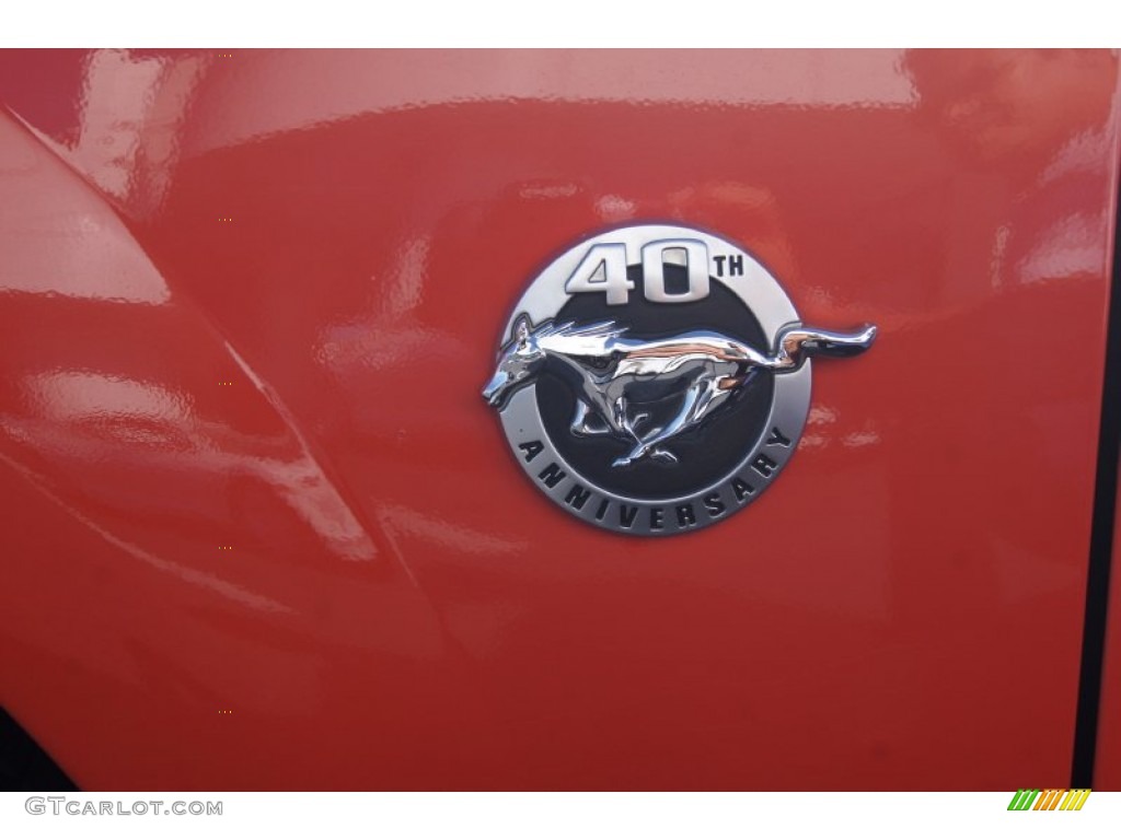 2004 Ford Mustang V6 Convertible Marks and Logos Photos