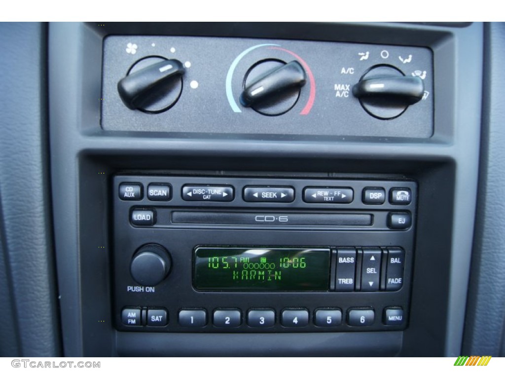 2004 Ford Mustang V6 Convertible Controls Photo #71427929