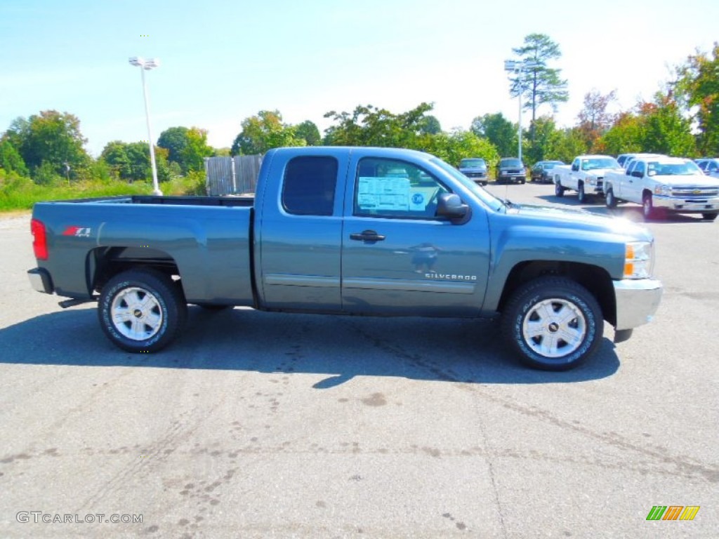 2013 Silverado 1500 LT Extended Cab 4x4 - Blue Granite Metallic / Ebony photo #3