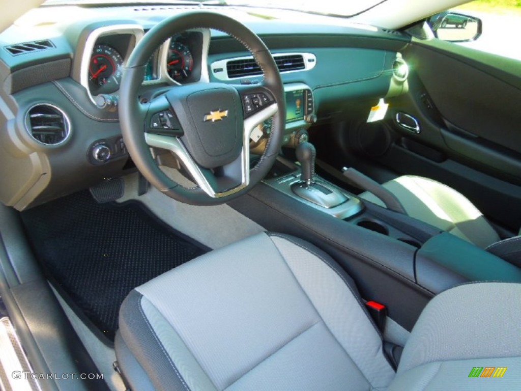 Gray Interior 2013 Chevrolet Camaro LT Coupe Photo #71428679