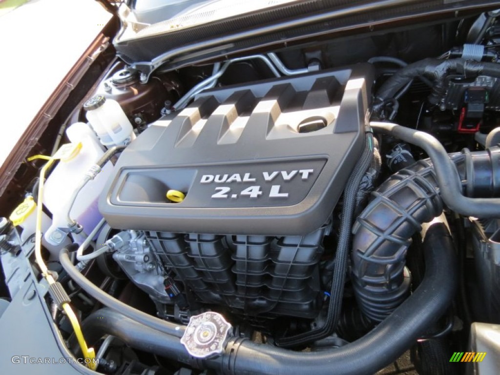 2013 Chrysler 200 Touring Sedan 2.4 Liter DOHC 16-Valve Dual VVT 4 Cylinder Engine Photo #71430242