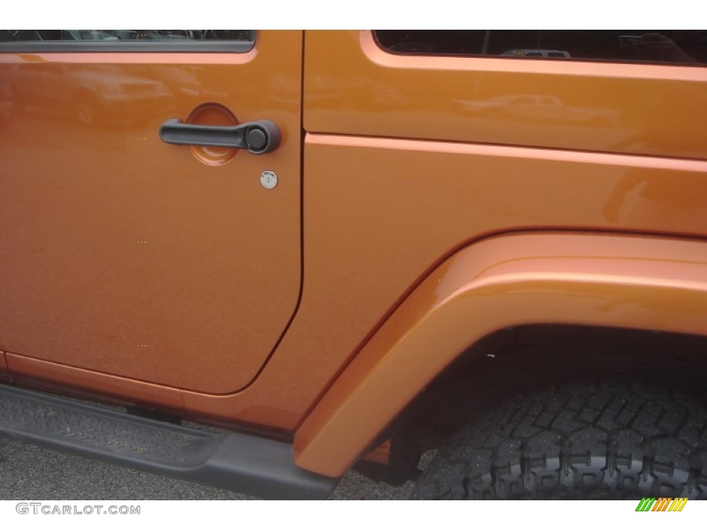 2011 Wrangler Sahara 4x4 - Mango Tango Pearl / Black photo #13