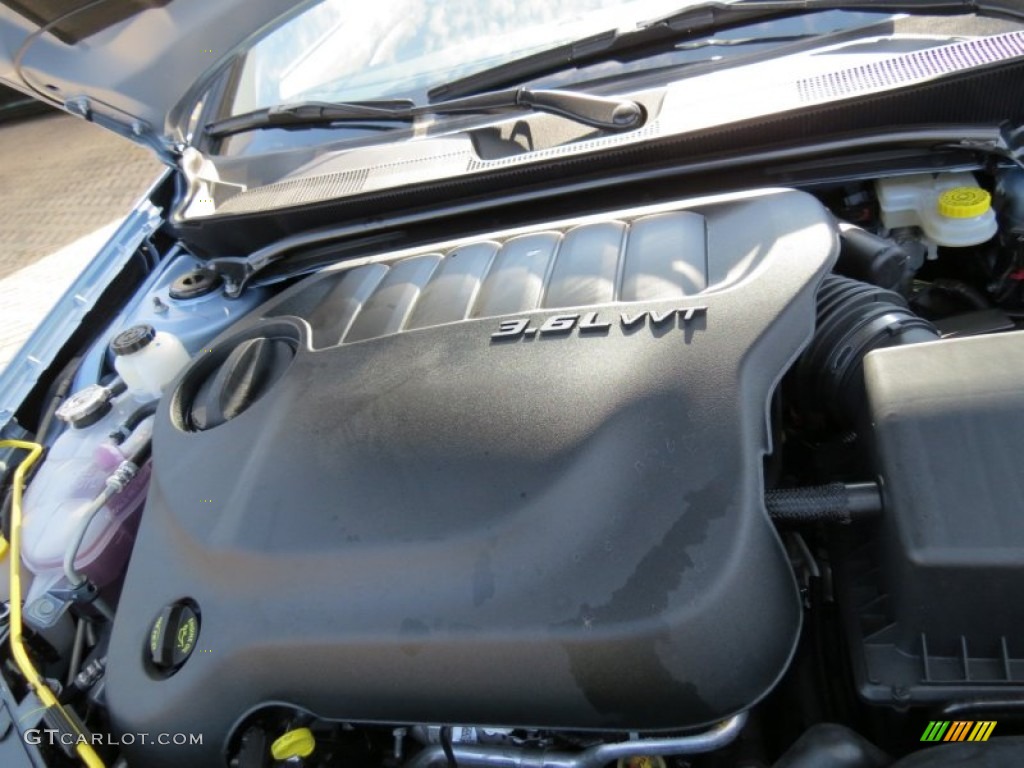 2013 Chrysler 200 Limited Hard Top Convertible 3.6 Liter DOHC 24-Valve VVT Pentastar V6 Engine Photo #71430368