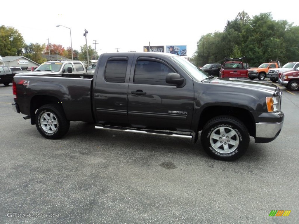 2010 Sierra 1500 SLE Extended Cab 4x4 - Storm Gray Metallic / Ebony photo #32