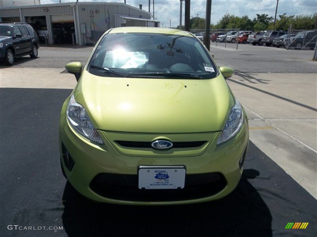2013 Fiesta SE Hatchback - Lime Squeeze / Charcoal Black photo #11