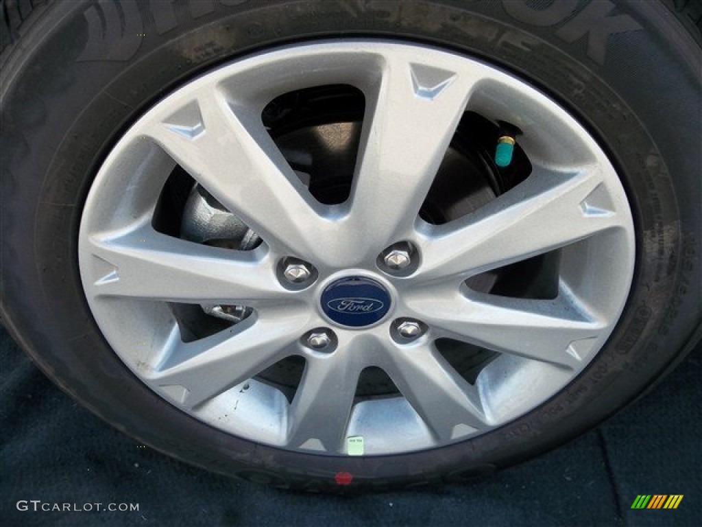 2013 Ford Fiesta SE Hatchback Wheel Photo #71435642
