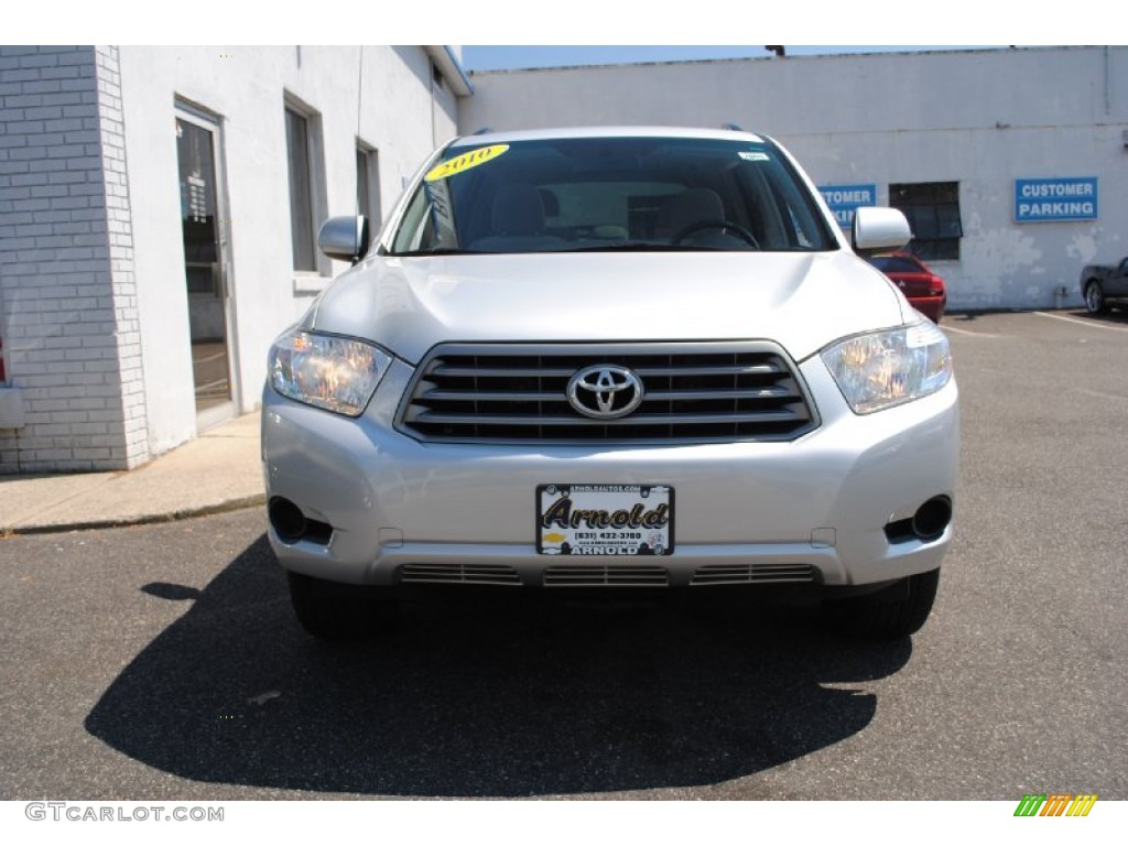 2010 Highlander V6 4WD - Classic Silver Metallic / Ash photo #2