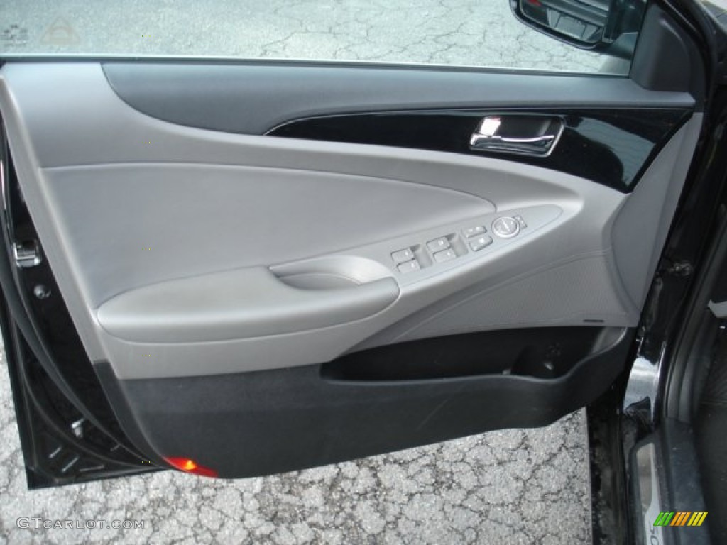 2011 Sonata Limited - Midnight Black / Black photo #12