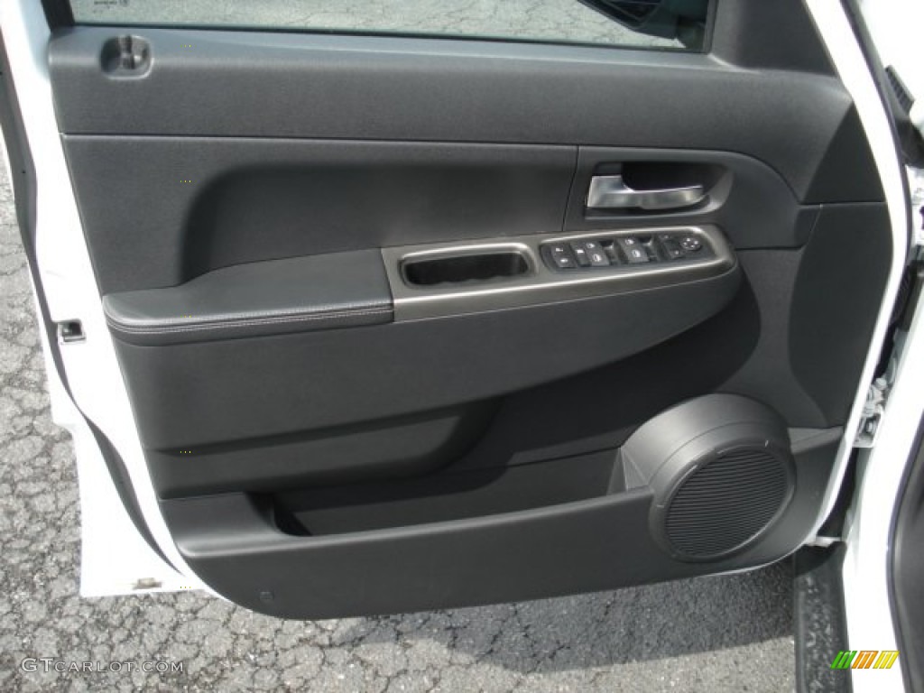 2011 Jeep Liberty Renegade 4x4 Door Panel Photos