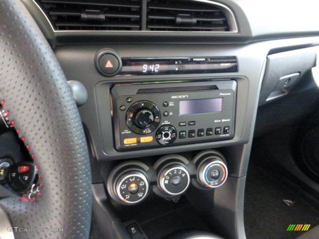 2013 Scion tC Release Series 8.0 Controls Photos