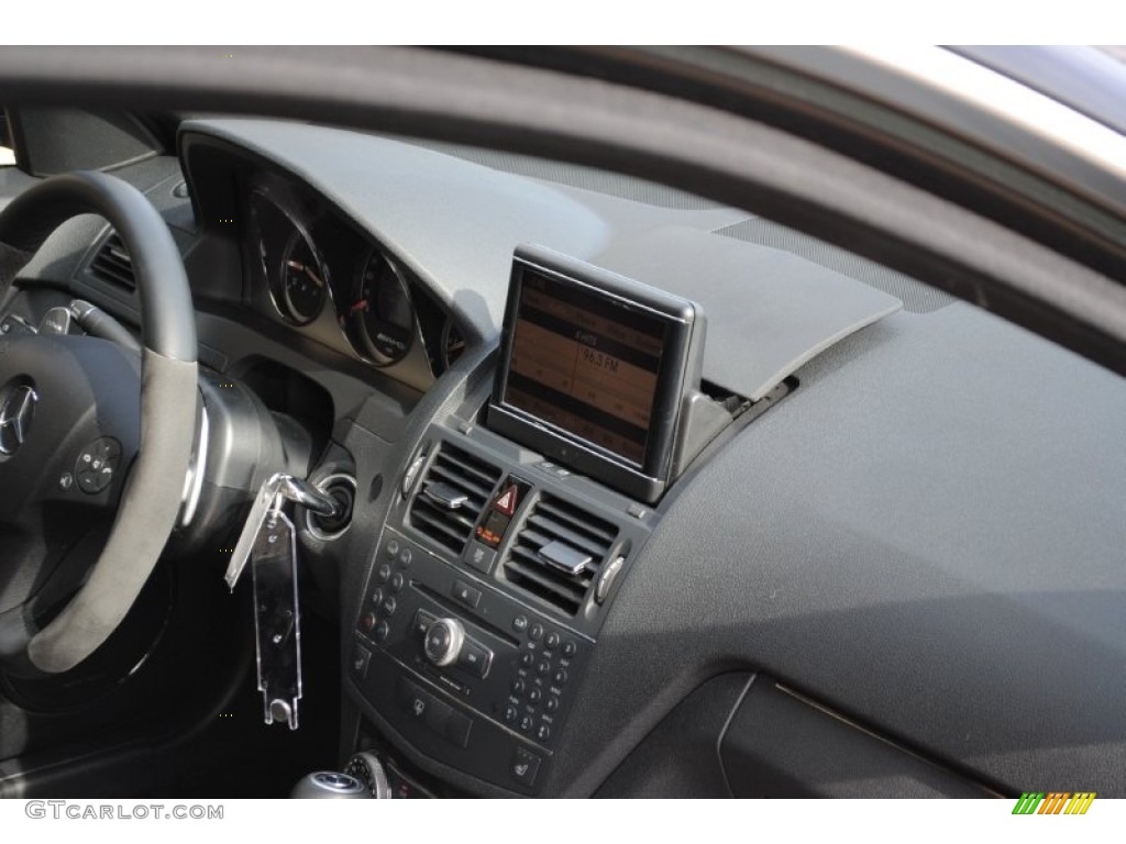 2009 C 63 AMG - Black / Black AMG Premium Leather photo #16