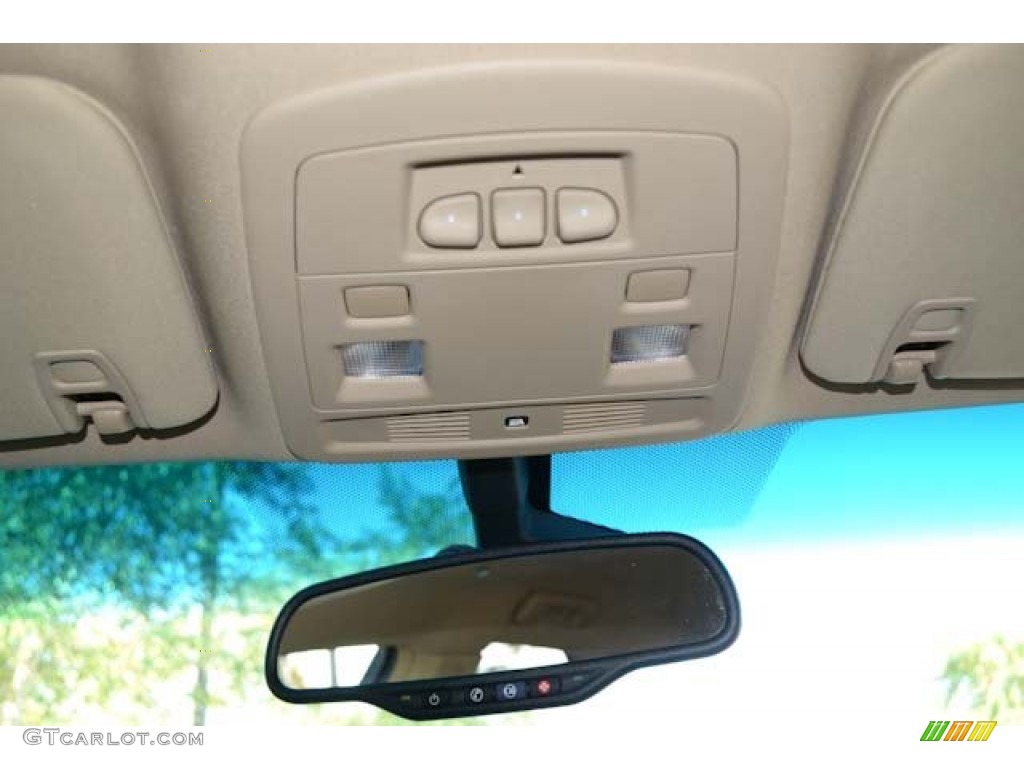 2009 Cadillac CTS Sedan Controls Photo #71441294