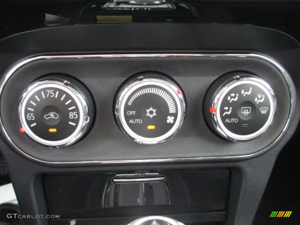 2013 Mitsubishi Lancer GT Controls Photo #71442635