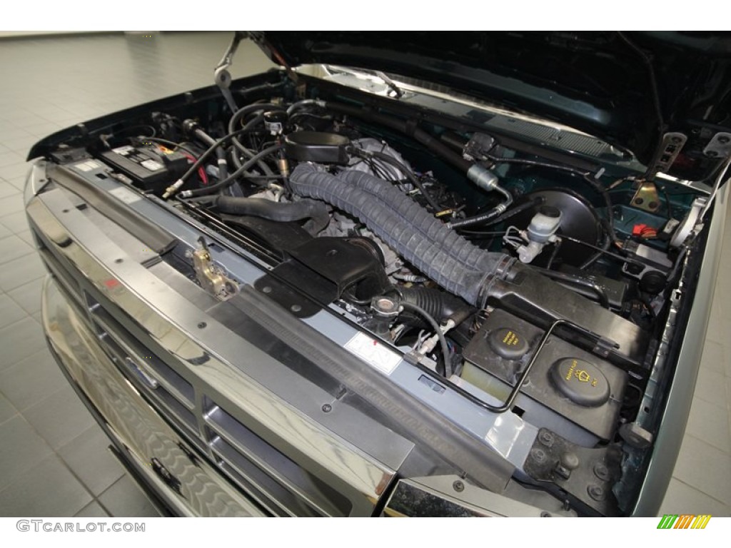 1993 Ford Bronco Eddie Bauer 4x4 Engine Photos