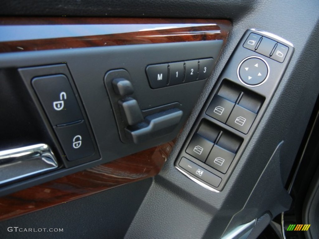 2010 Mercedes-Benz GLK 350 Controls Photo #71443817