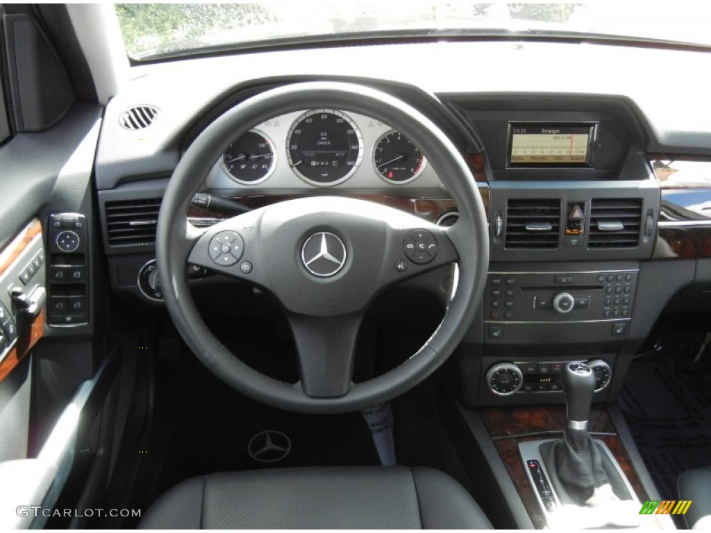 2010 Mercedes-Benz GLK 350 Black Dashboard Photo #71443883