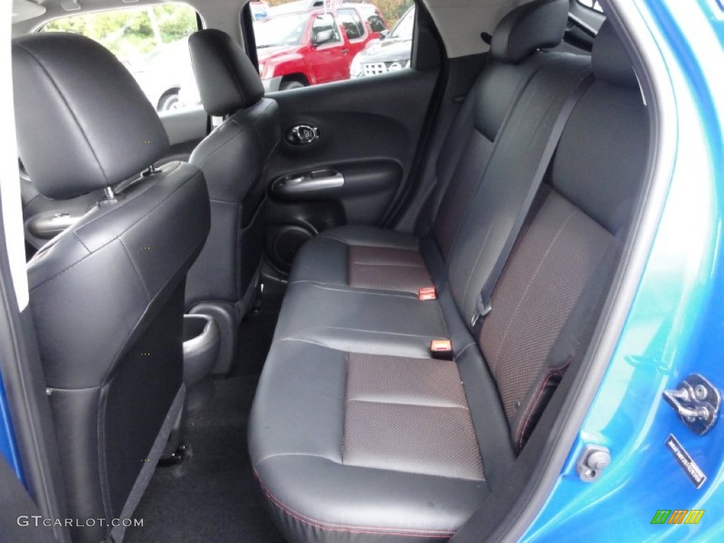 2011 Nissan Juke SL AWD Rear Seat Photos