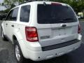 Oxford White - Escape XLT Photo No. 7