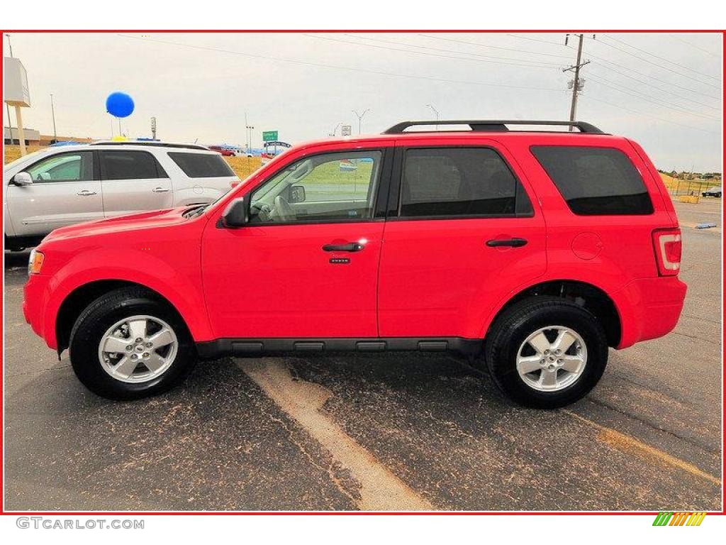 2009 Escape XLT V6 - Torch Red / Stone photo #2