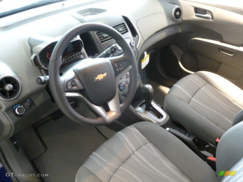 Dark Pewter/Dark Titanium Interior 2013 Chevrolet Sonic LT Hatch Photo #71453363