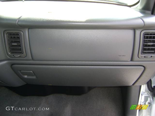 2006 Silverado 1500 Extended Cab - Summit White / Medium Gray photo #28