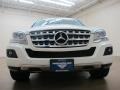 Arctic White - ML 350 4Matic Photo No. 3