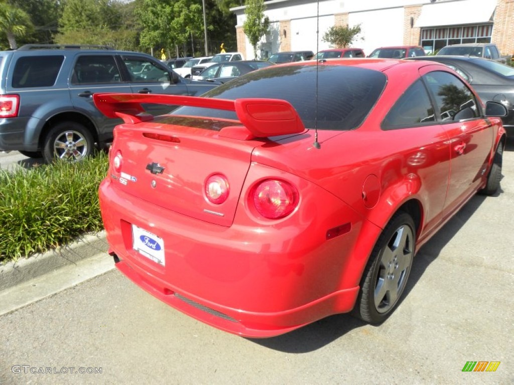 2006 Cobalt SS Supercharged Coupe - Victory Red / Ebony photo #11