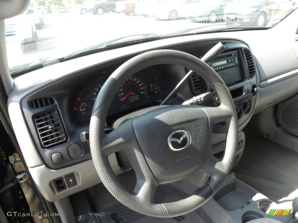 2001 Tribute DX V6 - Black / Gray photo #3
