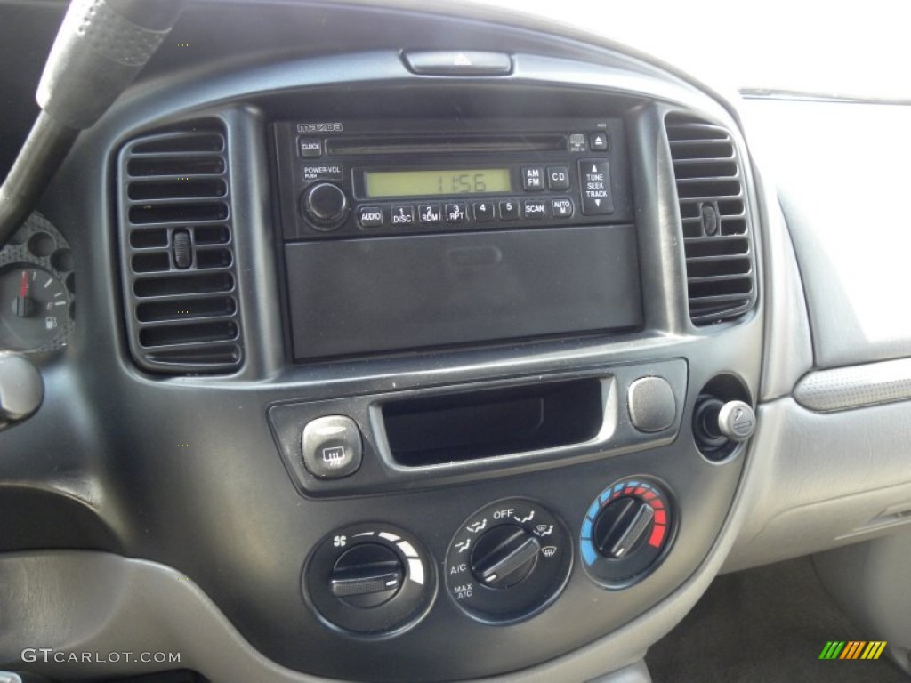 2001 Tribute DX V6 - Black / Gray photo #20