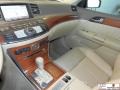 Crimson Roulette Pearl - M 35 Sedan Photo No. 13