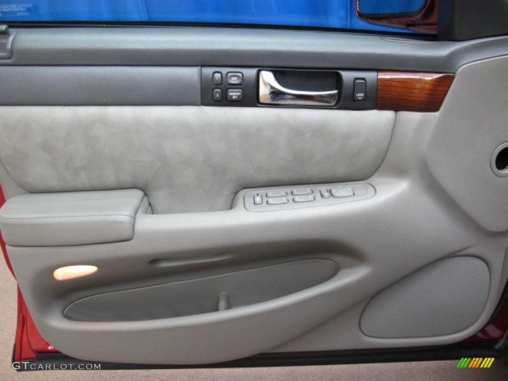 1999 Seville SLS - Crimson Pearl / Pewter photo #39
