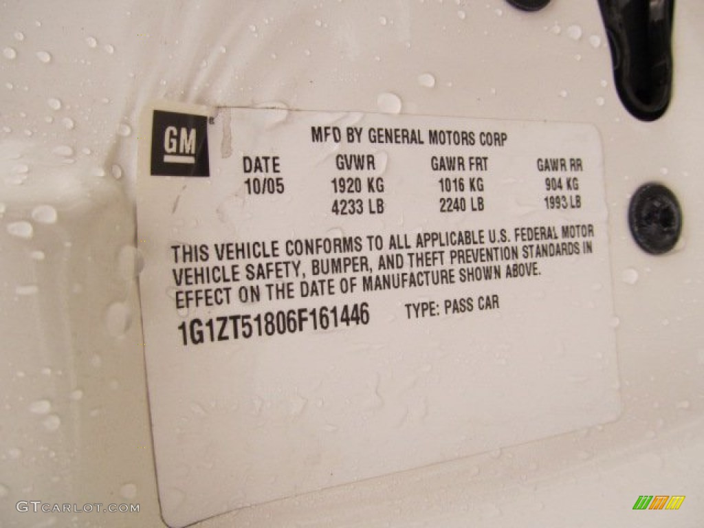 2006 Malibu LT V6 Sedan - White / Titanium Gray photo #23