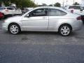 2009 Brilliant Silver Metallic Ford Focus SE Coupe  photo #9