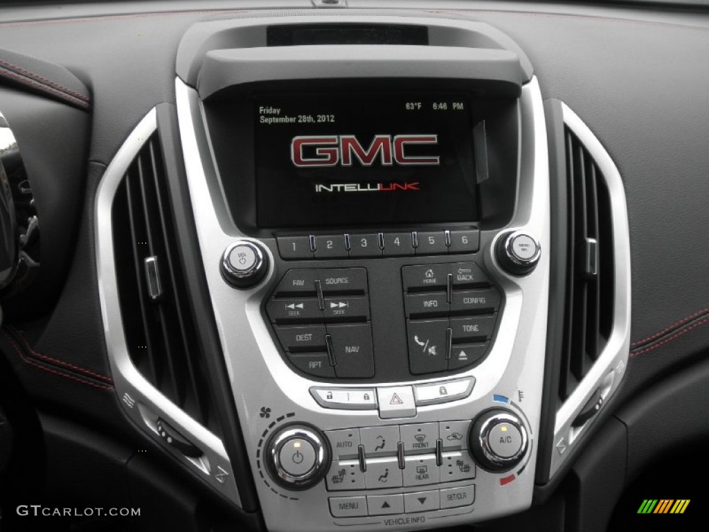 2013 GMC Terrain Denali Controls Photo #71465198