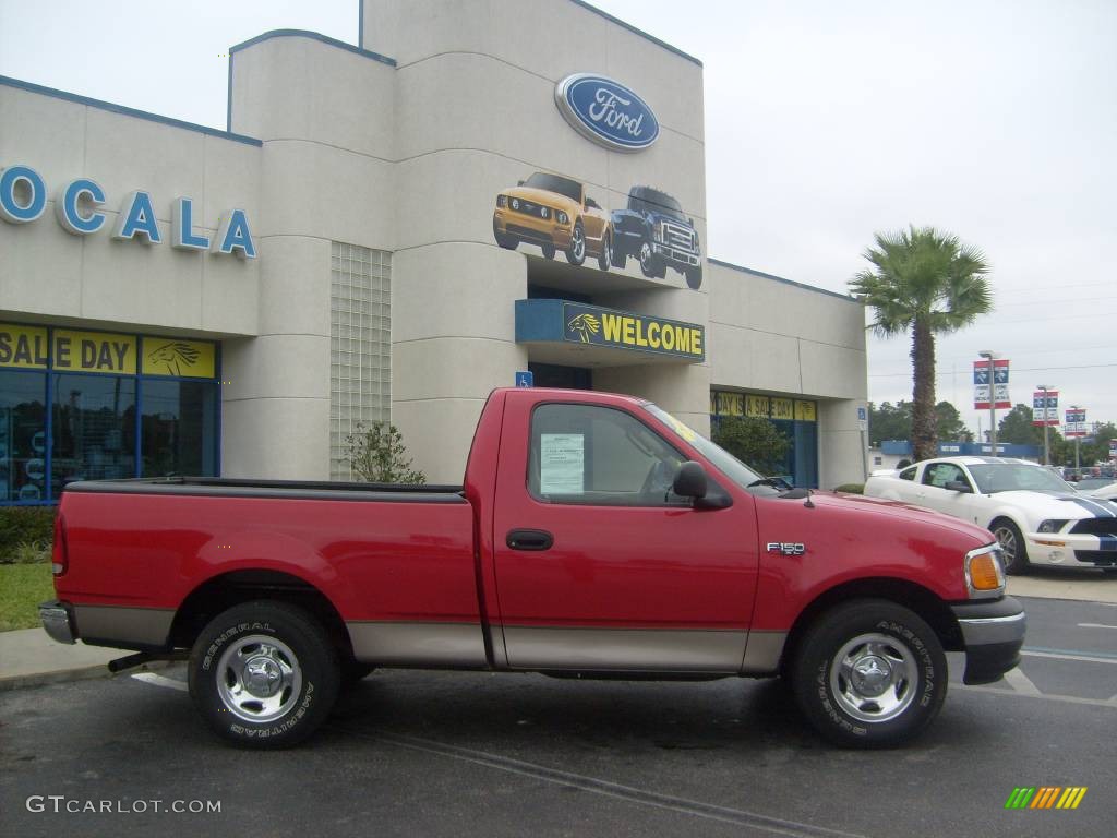2004 F150 XL Heritage Regular Cab - Bright Red / Heritage Medium Parchment photo #2