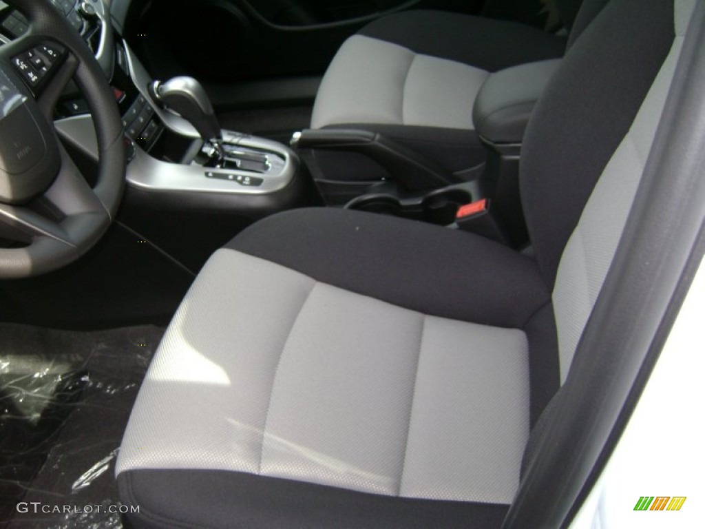 2013 Cruze LS - Summit White / Jet Black/Medium Titanium photo #2