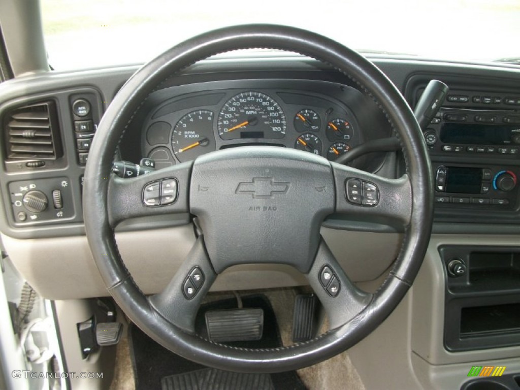 2003 Chevrolet Suburban 1500 Z71 4x4 Gray/Dark Charcoal Steering Wheel Photo #71466809