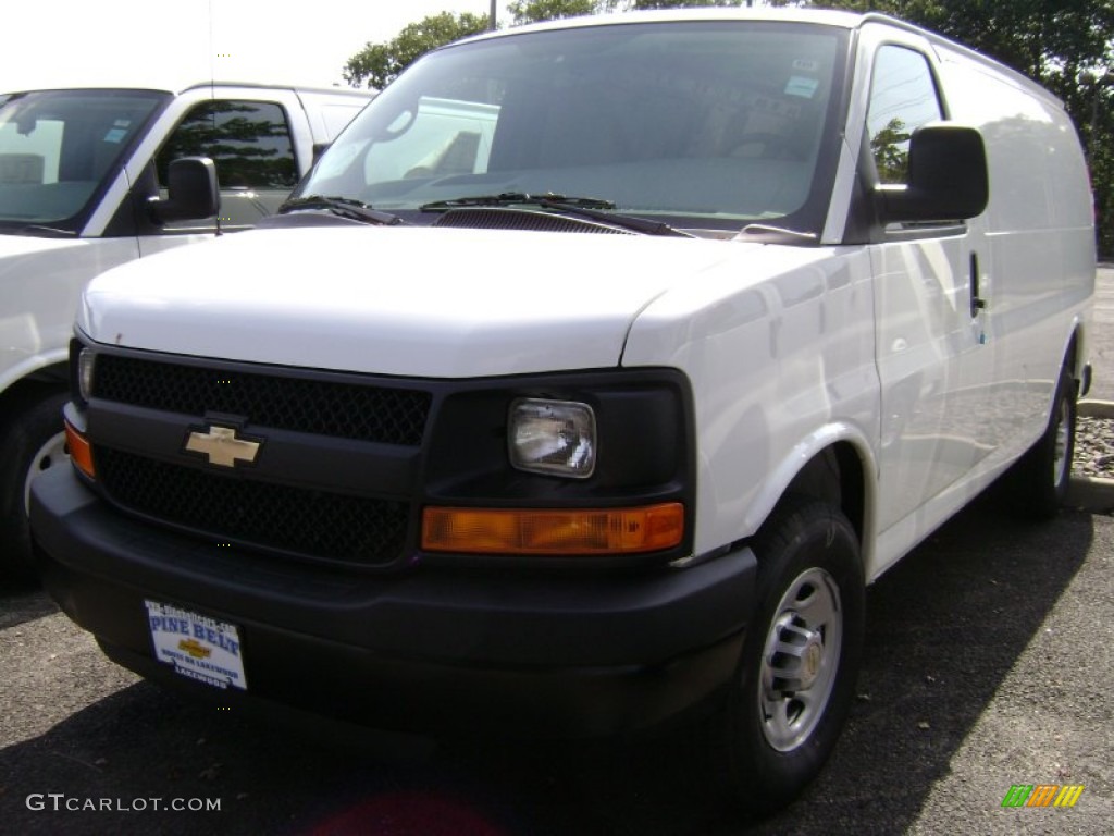 2013 Express 3500 Cargo Van - Summit White / Medium Pewter photo #1