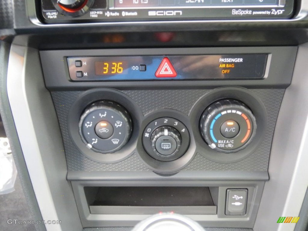 2013 Scion FR-S Sport Coupe Controls Photo #71468039