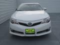 Super White - Camry SE Photo No. 7