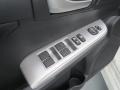 Super White - Camry SE Photo No. 23