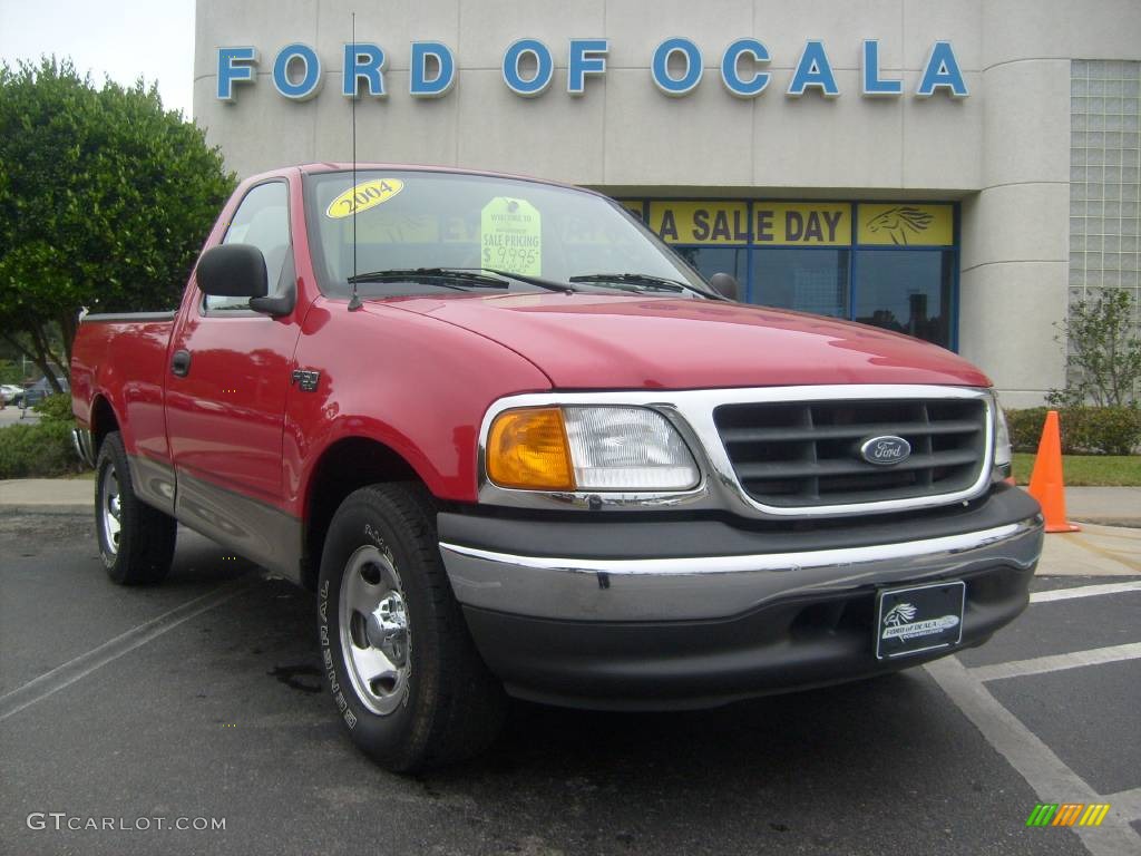 2004 F150 XL Heritage Regular Cab - Bright Red / Heritage Medium Parchment photo #9