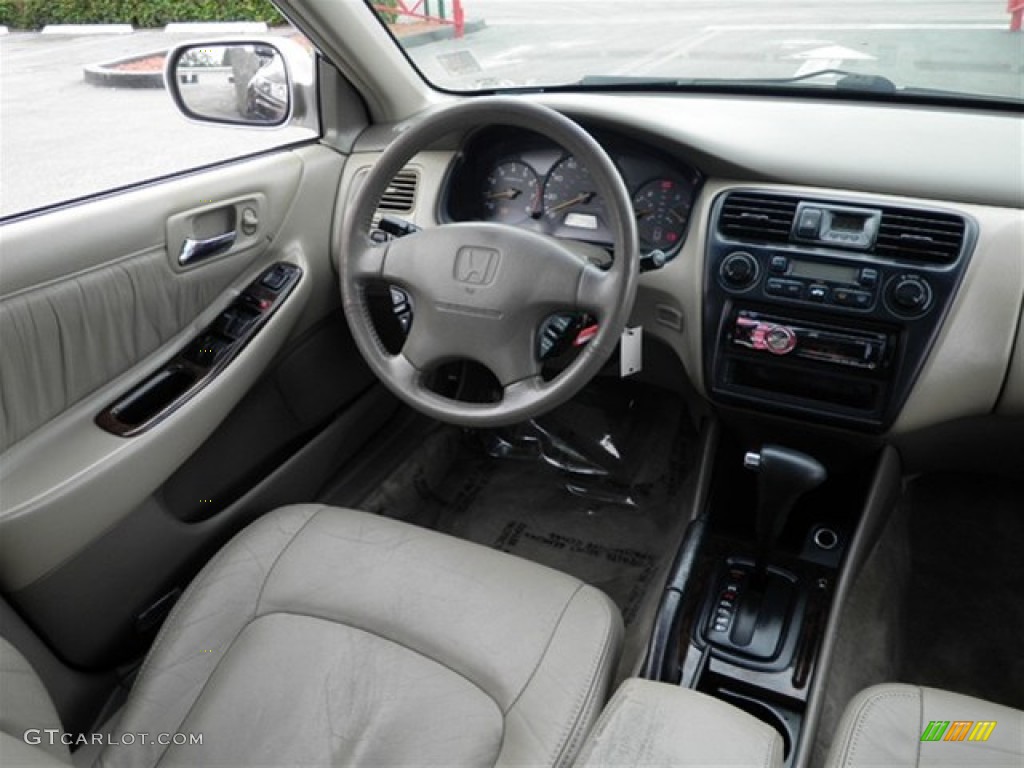 1998 Accord EX V6 Sedan - Regent Silver Pearl / Quartz photo #32